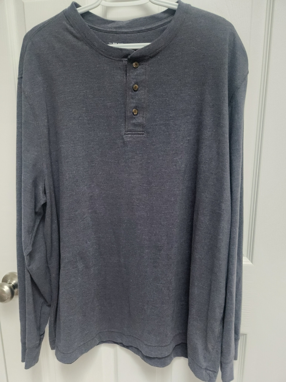 Saddlebred Men's Long-Sleeve Henley in Charcoal Blue